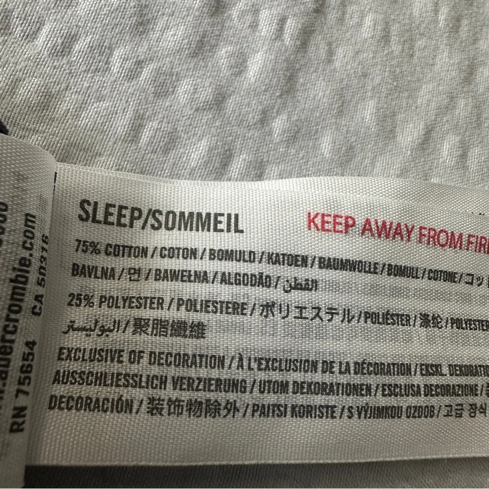 Abercrombie & Fitch Navy Velour Pajama Shorts Squirrel Embroidery Satin Bow S - Picture 7 of 7